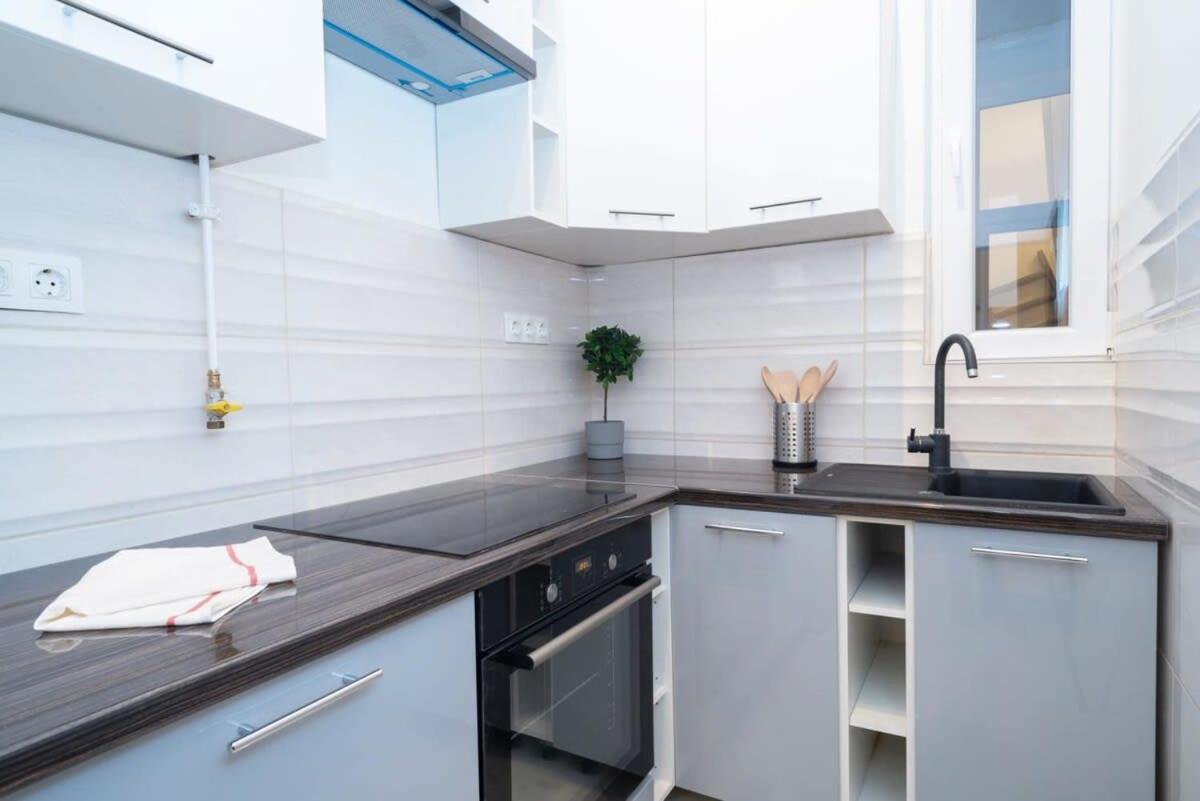 Ultra Central Large Stylish Apartment ブダペスト エクステリア 写真